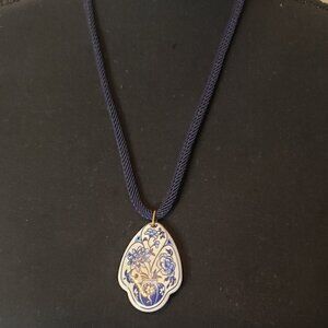 Ceramic White & Blue Floral Pendant Pot of Flowers w/ Dark Blue Chord